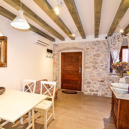Anja Apartments Шибеник Экстерьер фото